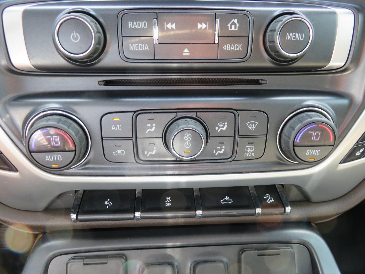 GMC Sierra 1500 4WD Crew Cab 143.5" SLT 2018