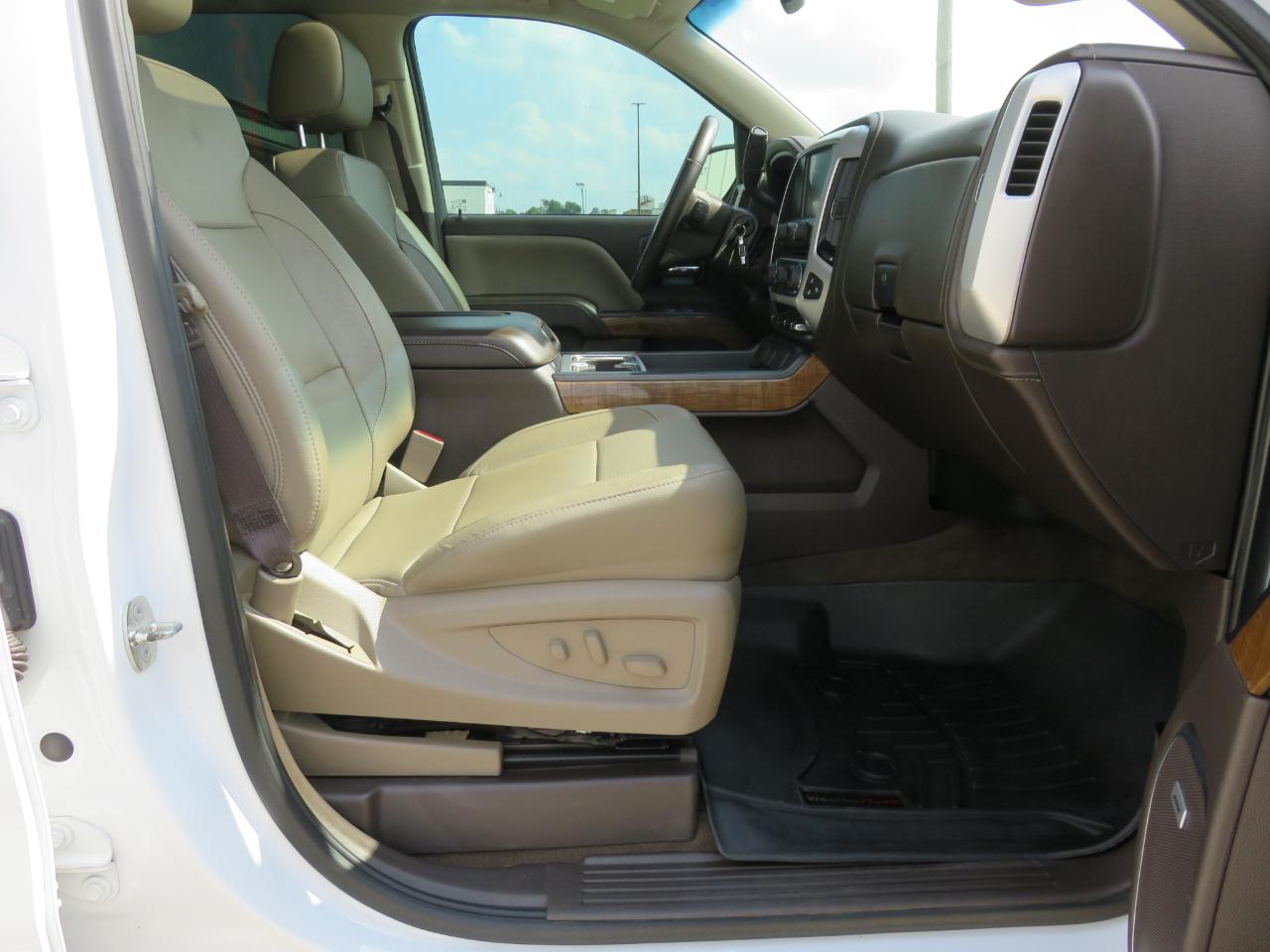 GMC Sierra 1500 4WD Crew Cab 143.5" SLT 2018