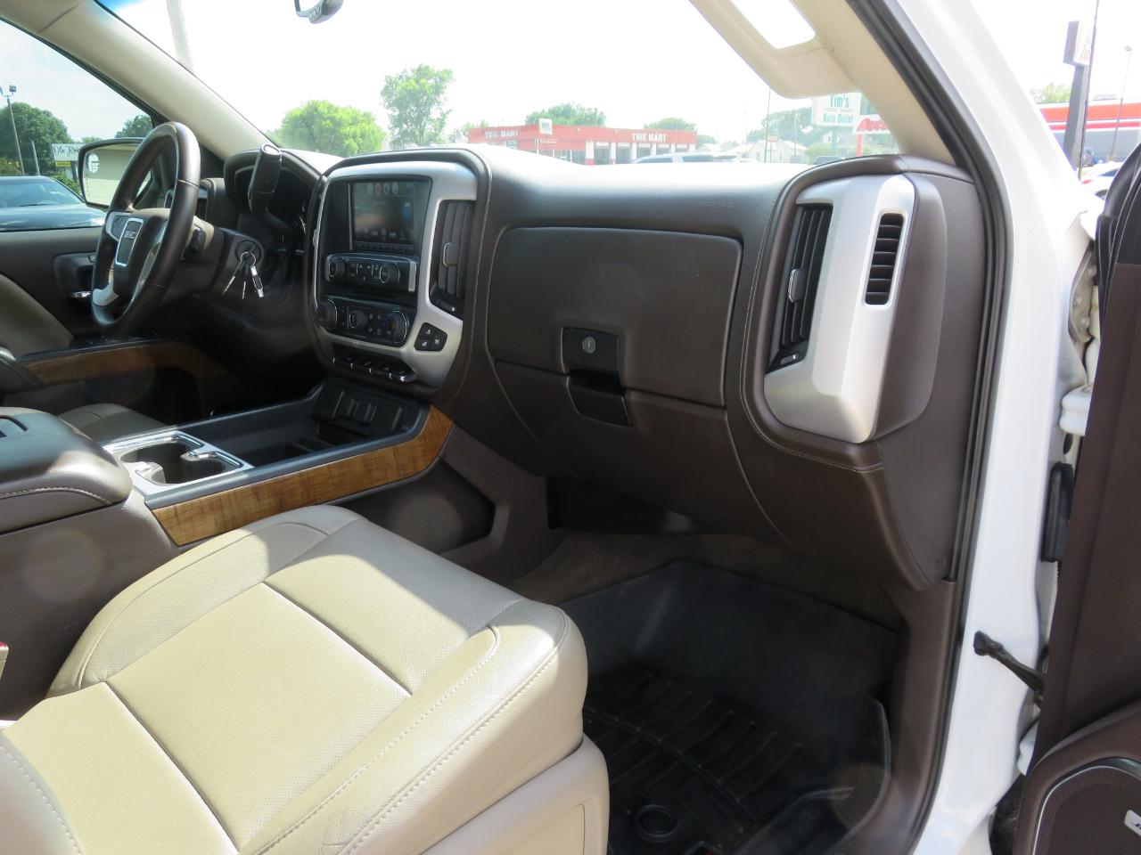 GMC Sierra 1500 4WD Crew Cab 143.5" SLT 2018