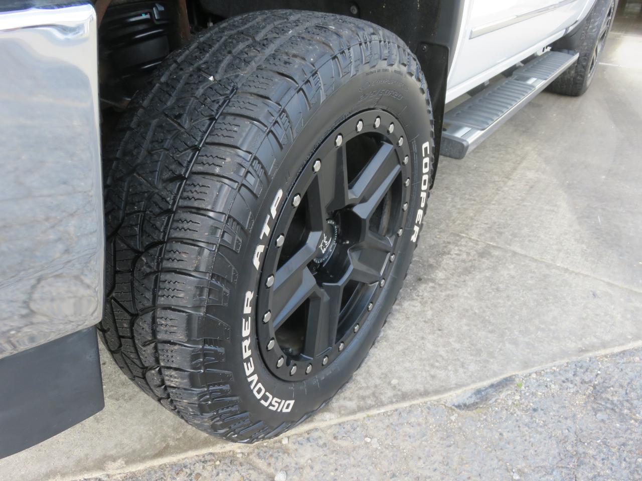GMC Sierra 1500 4WD Crew Cab 143.5" SLT 2018