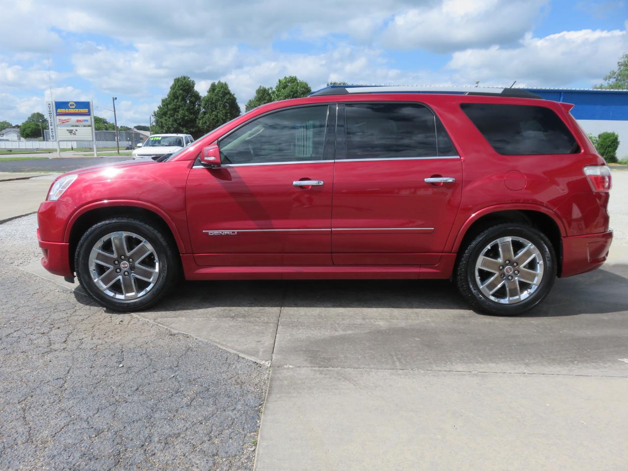 GMC Acadia AWD 4dr Denali 2012