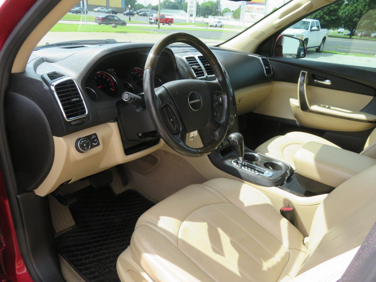 GMC Acadia AWD 4dr Denali 2012