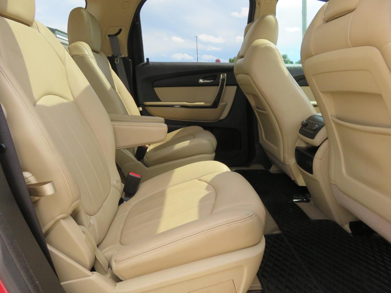 GMC Acadia AWD 4dr Denali 2012