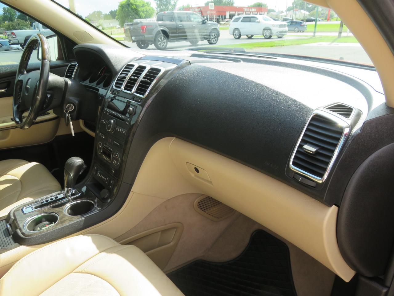 GMC Acadia AWD 4dr Denali 2012