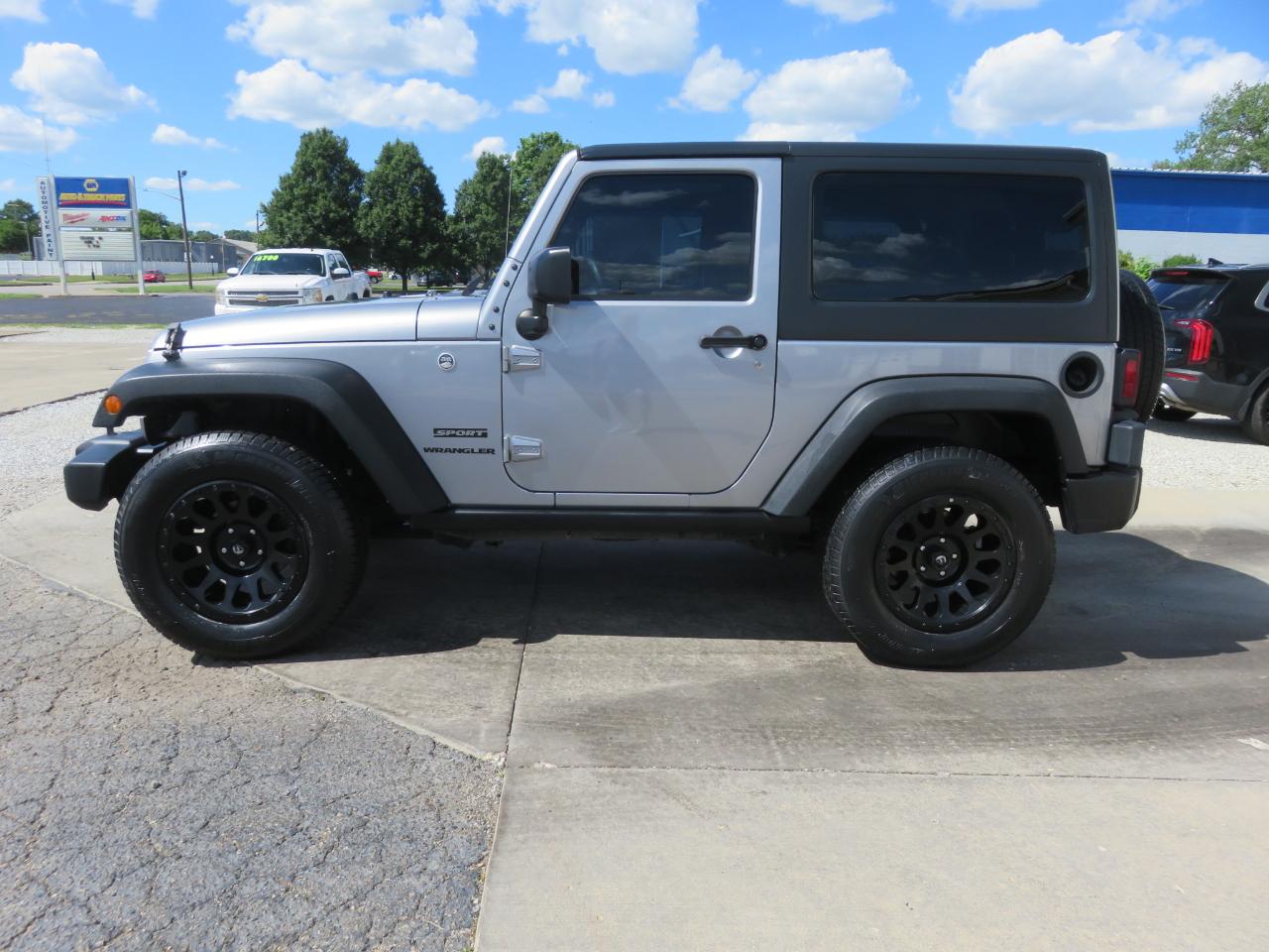 Jeep Wrangler Sport 4x4 2017