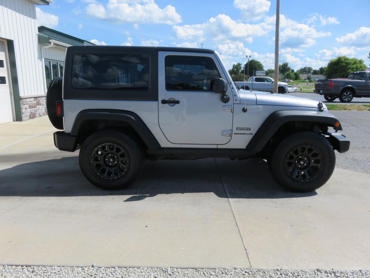 Jeep Wrangler Sport 4x4 2017