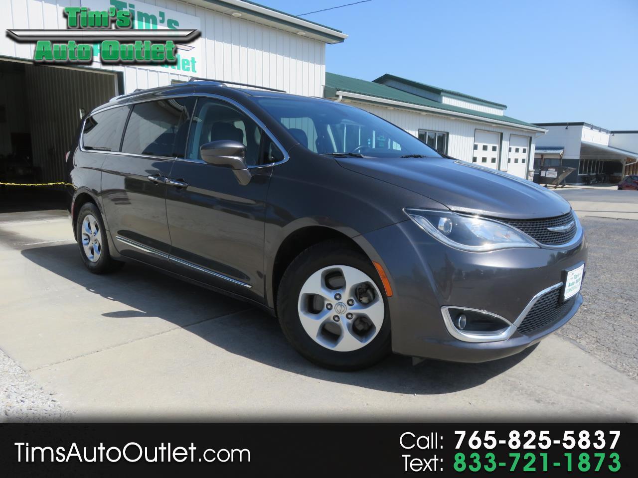 Chrysler Pacifica Touring-L Plus FWD 2017