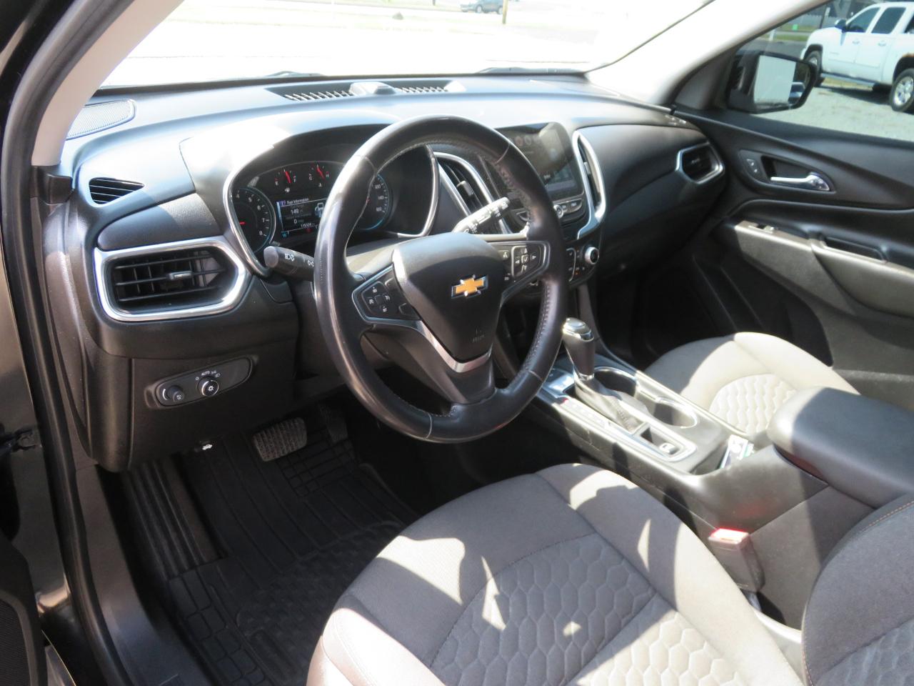 Chevrolet Equinox FWD 4dr LT w/2LT 2018