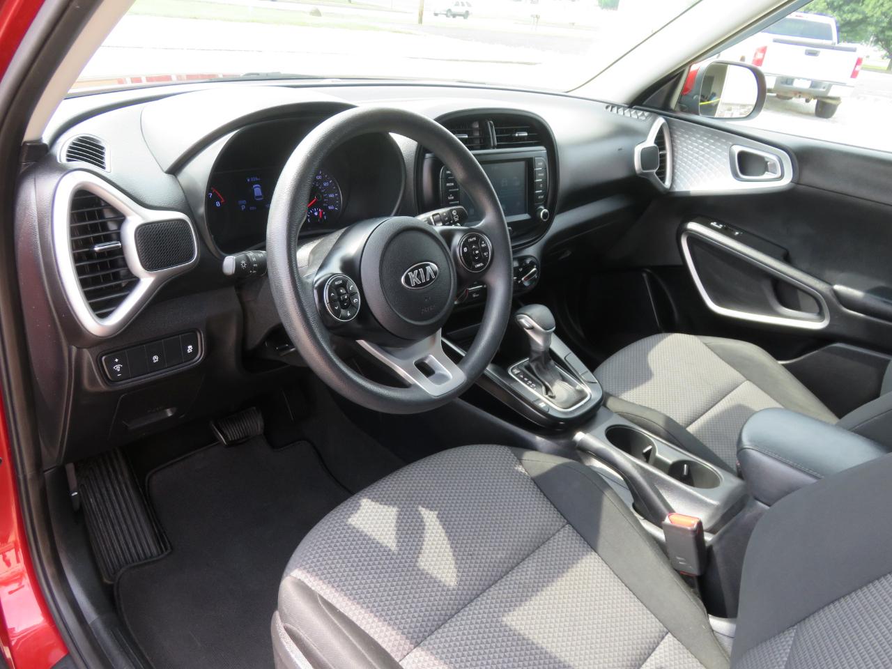 Kia Soul LX IVT 2020