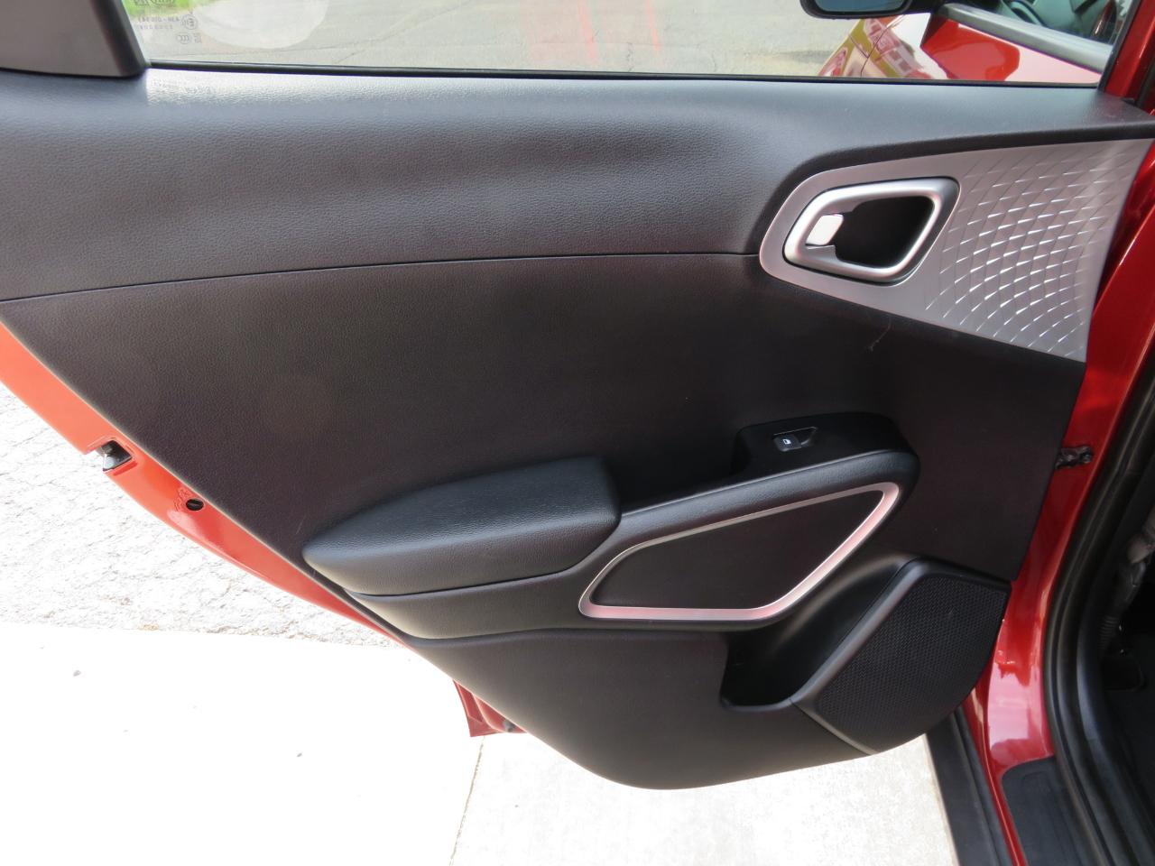 Kia Soul LX IVT 2020