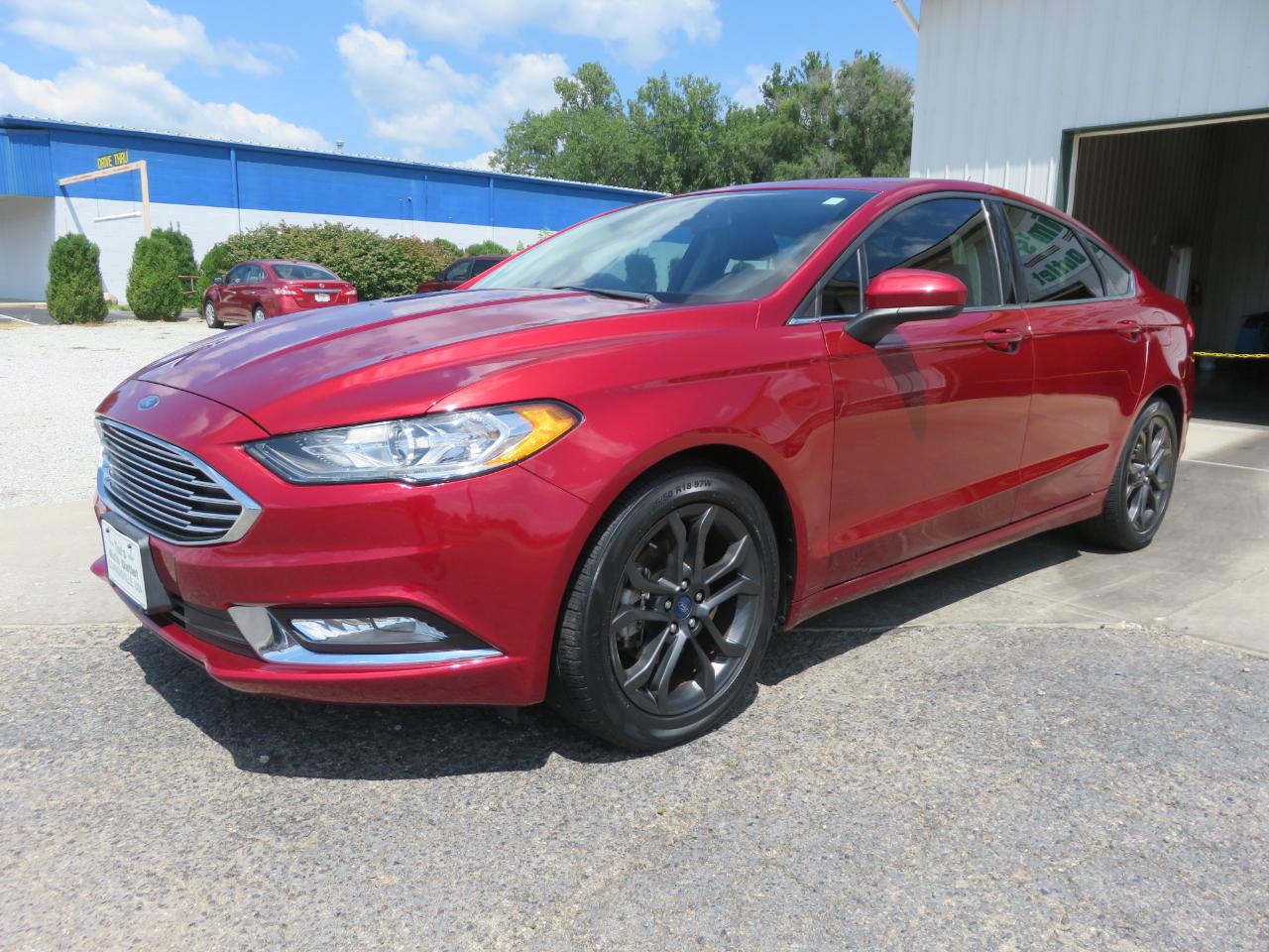 Ford Fusion SE FWD 2018