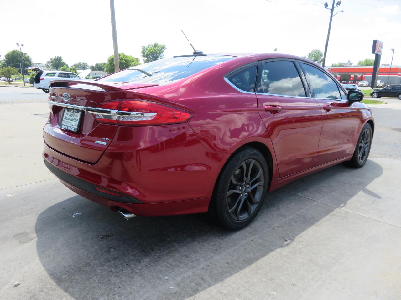 Ford Fusion SE FWD 2018