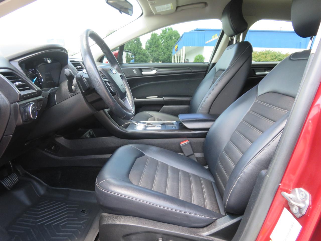 Ford Fusion SE FWD 2018