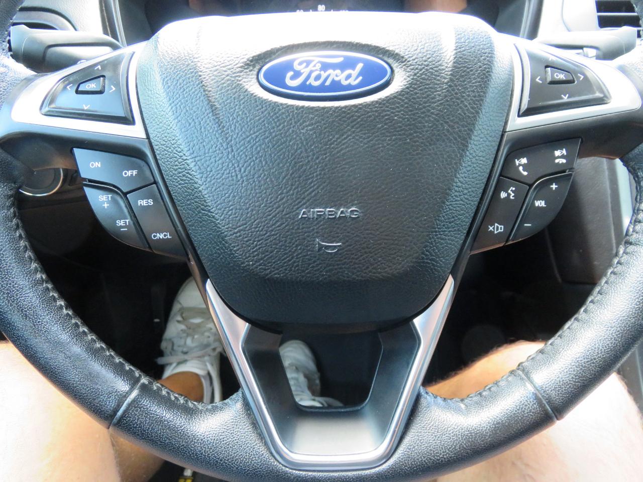 Ford Fusion SE FWD 2018