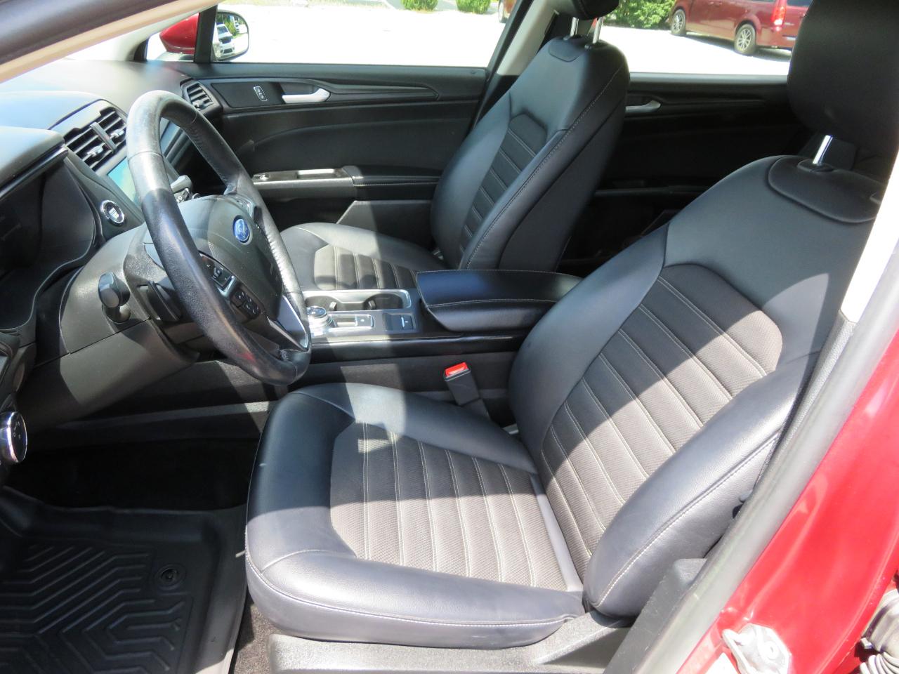 Ford Fusion SE FWD 2018