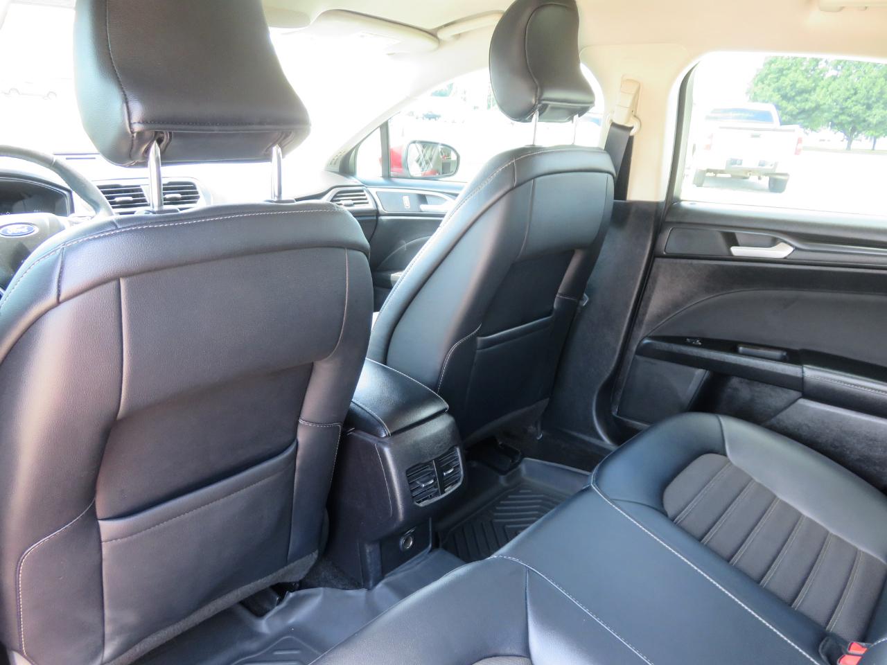 Ford Fusion SE FWD 2018