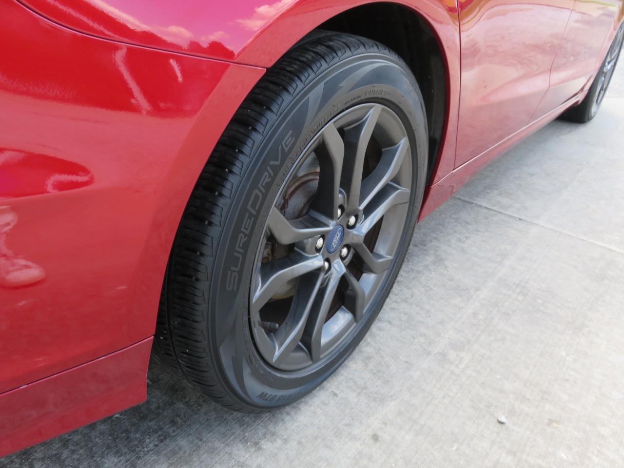 Ford Fusion SE FWD 2018