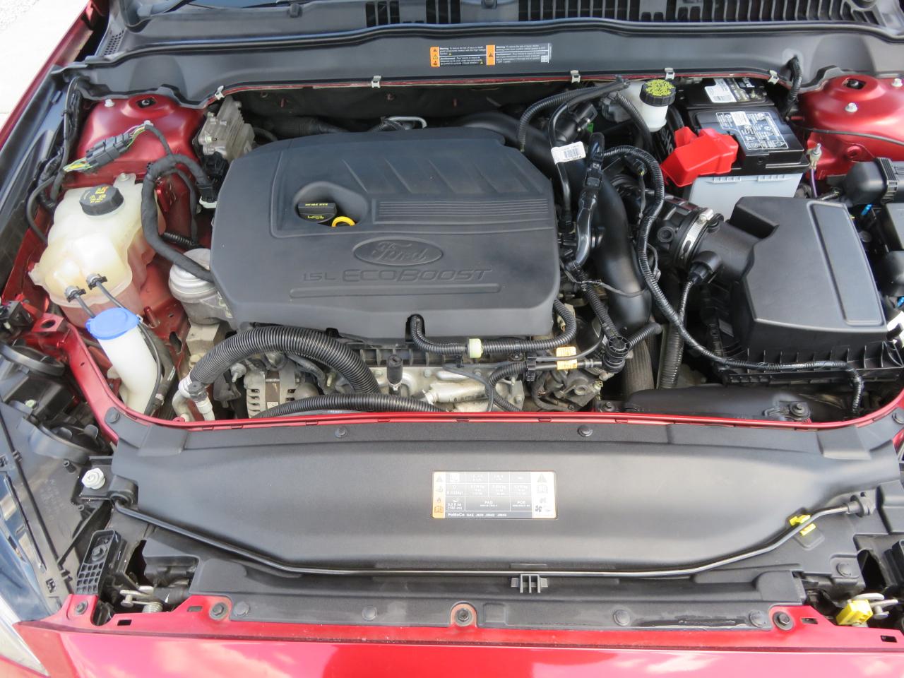 Ford Fusion SE FWD 2018