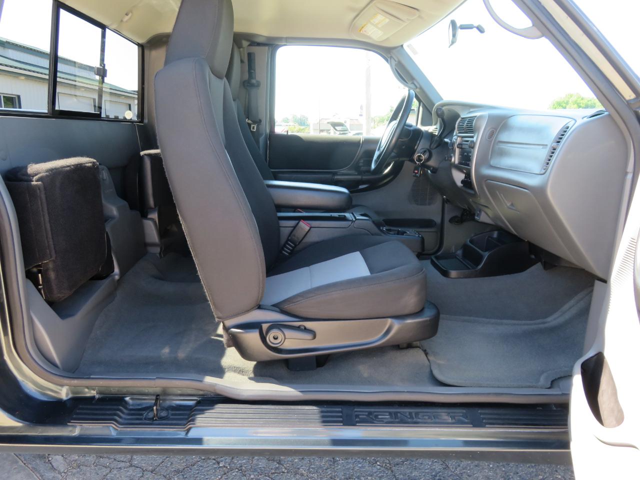 Ford Ranger 4dr Supercab 126" WB FX4 Lvl II 4WD 2005