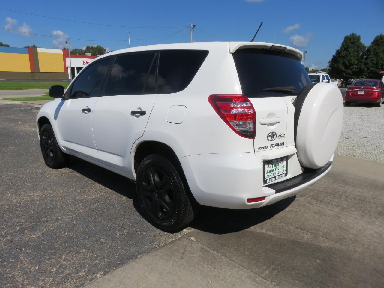 Toyota RAV4 4WD 4dr 4-cyl 4-Spd AT (Natl) 2010