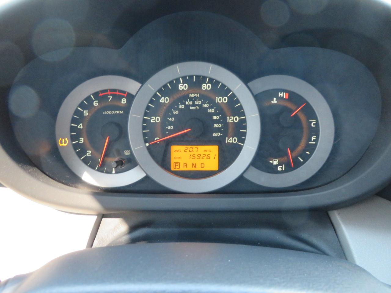 Toyota RAV4 4WD 4dr 4-cyl 4-Spd AT (Natl) 2010
