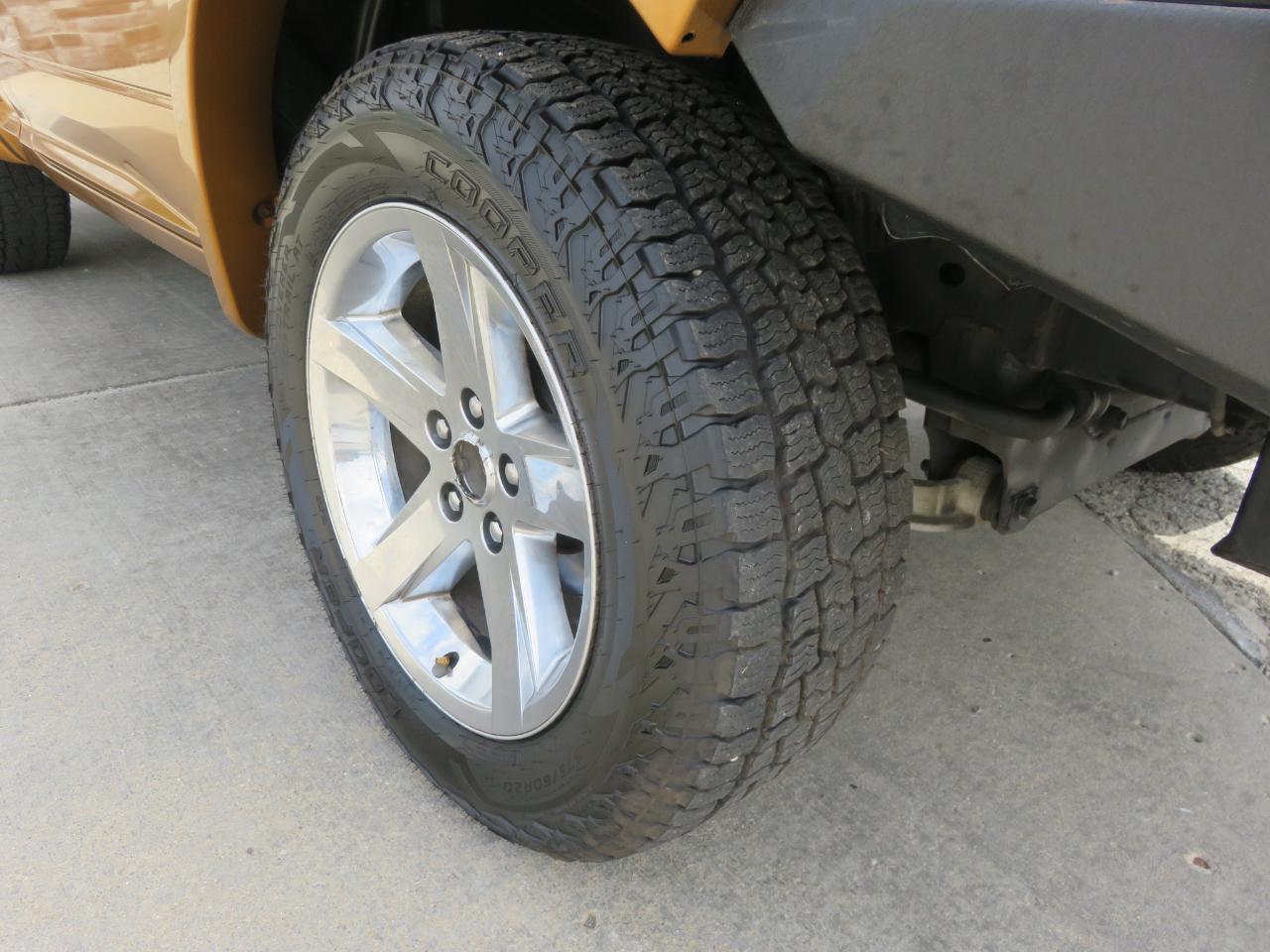 RAM 1500 4WD Reg Cab 120.5" Express 2012