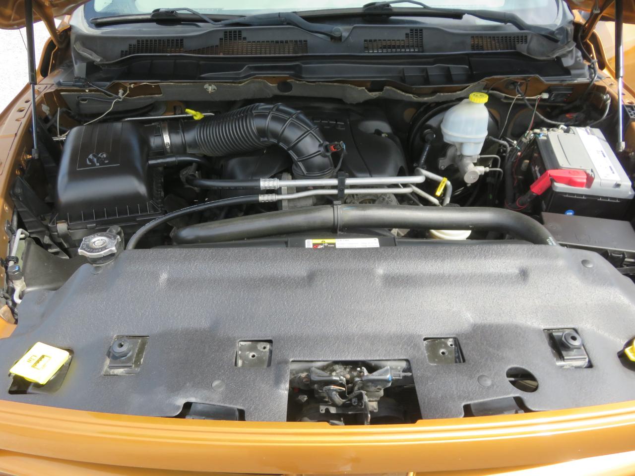 RAM 1500 4WD Reg Cab 120.5" Express 2012