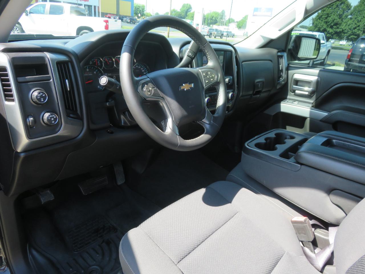 Chevrolet Silverado 1500 4WD Crew Cab 143.5" LT w/2LT 2016