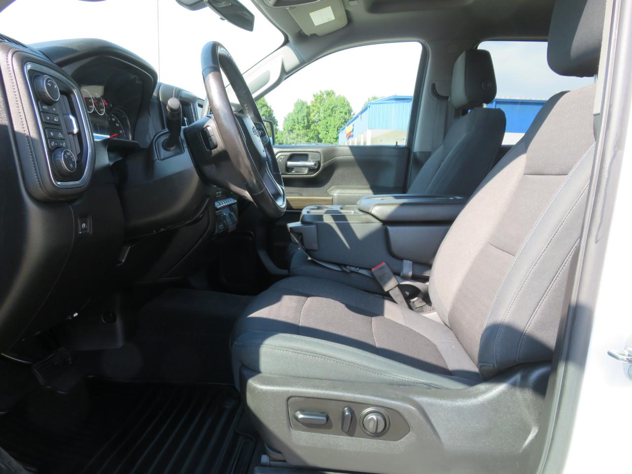 Chevrolet Silverado 1500 4WD Crew Cab 147" RST 2019