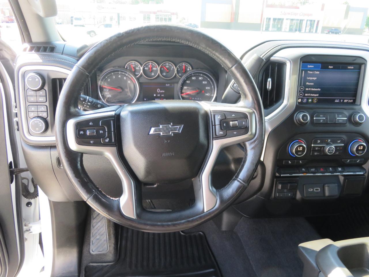 Chevrolet Silverado 1500 4WD Crew Cab 147" RST 2019