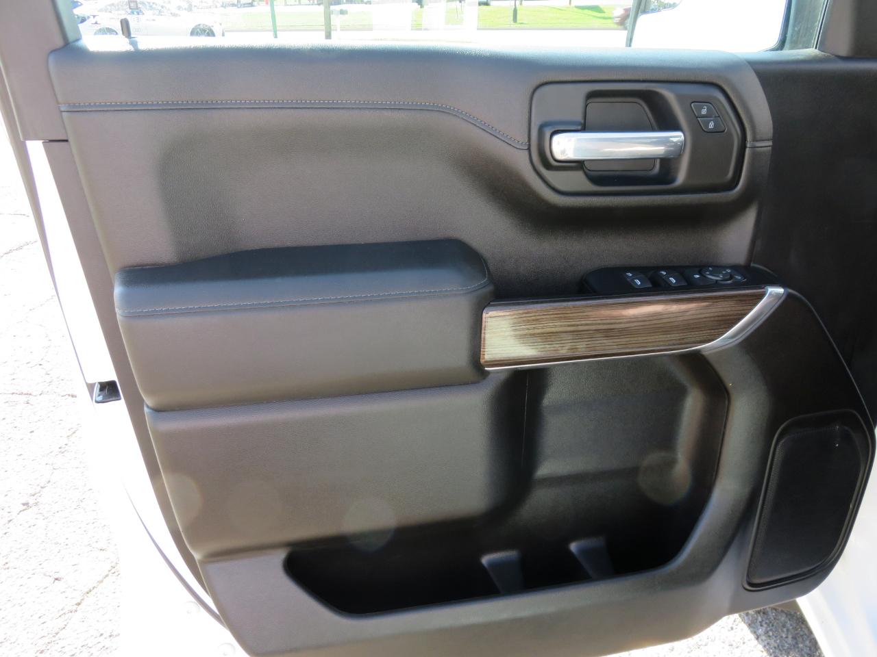 Chevrolet Silverado 1500 4WD Crew Cab 147" RST 2019