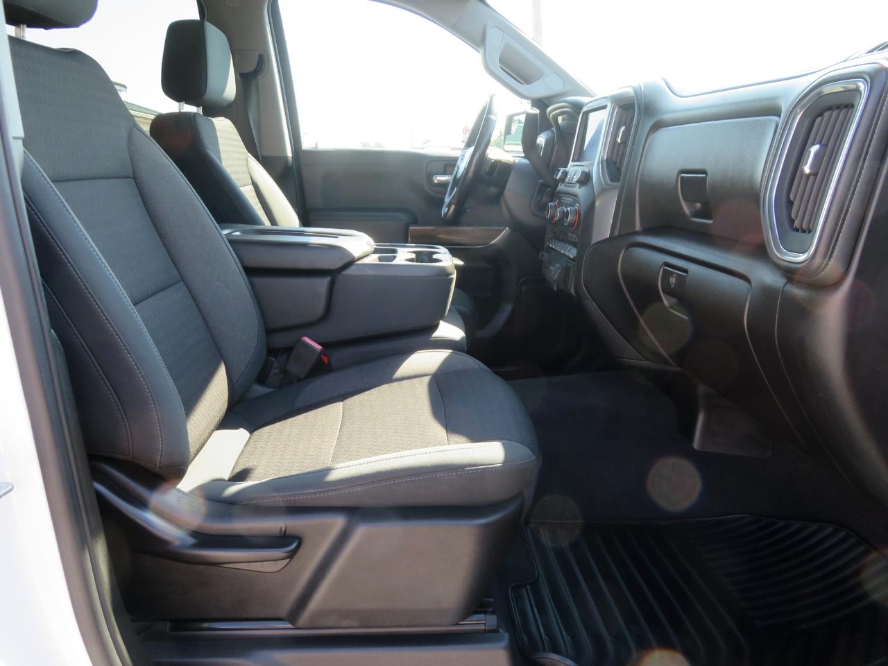 Chevrolet Silverado 1500 4WD Crew Cab 147" RST 2019