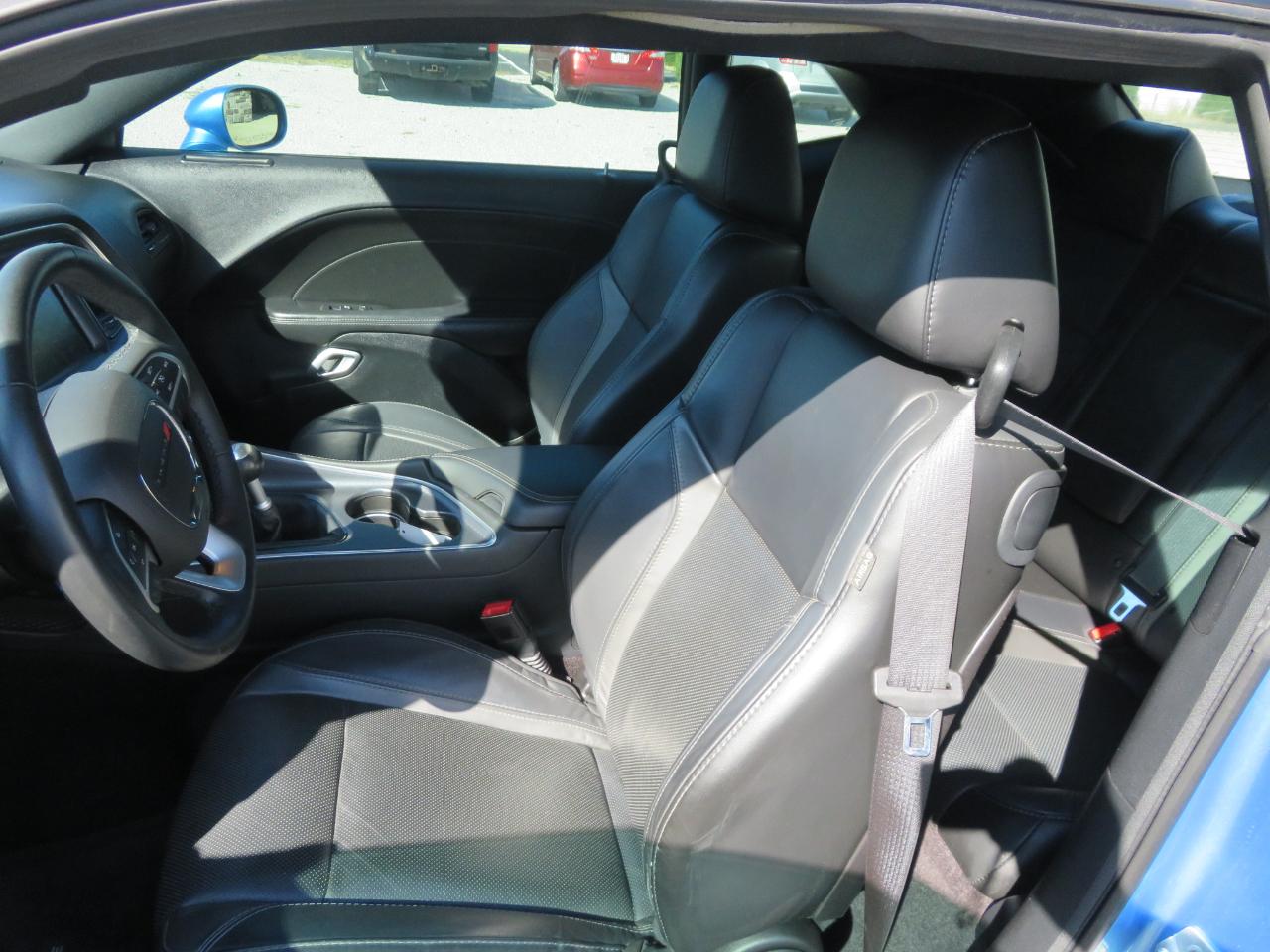 Dodge Challenger 2dr Cpe R/T Plus 2016