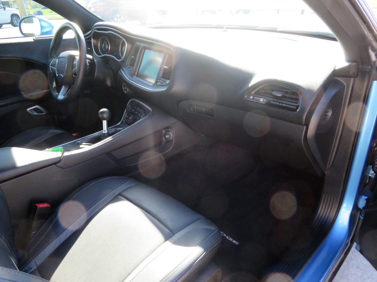 Dodge Challenger 2dr Cpe R/T Plus 2016