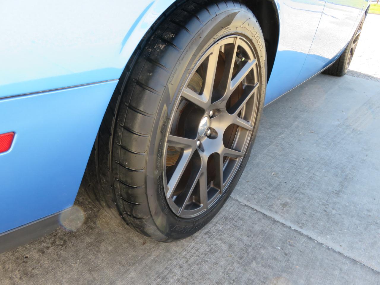 Dodge Challenger 2dr Cpe R/T Plus 2016
