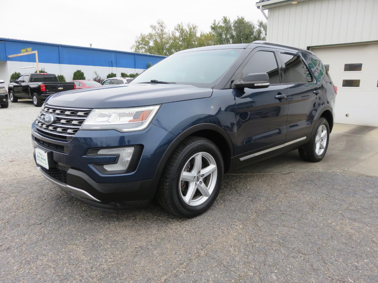 Ford Explorer 4WD 4dr XLT 2016
