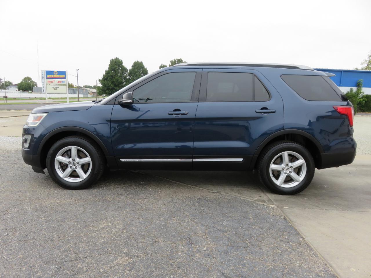 Ford Explorer 4WD 4dr XLT 2016