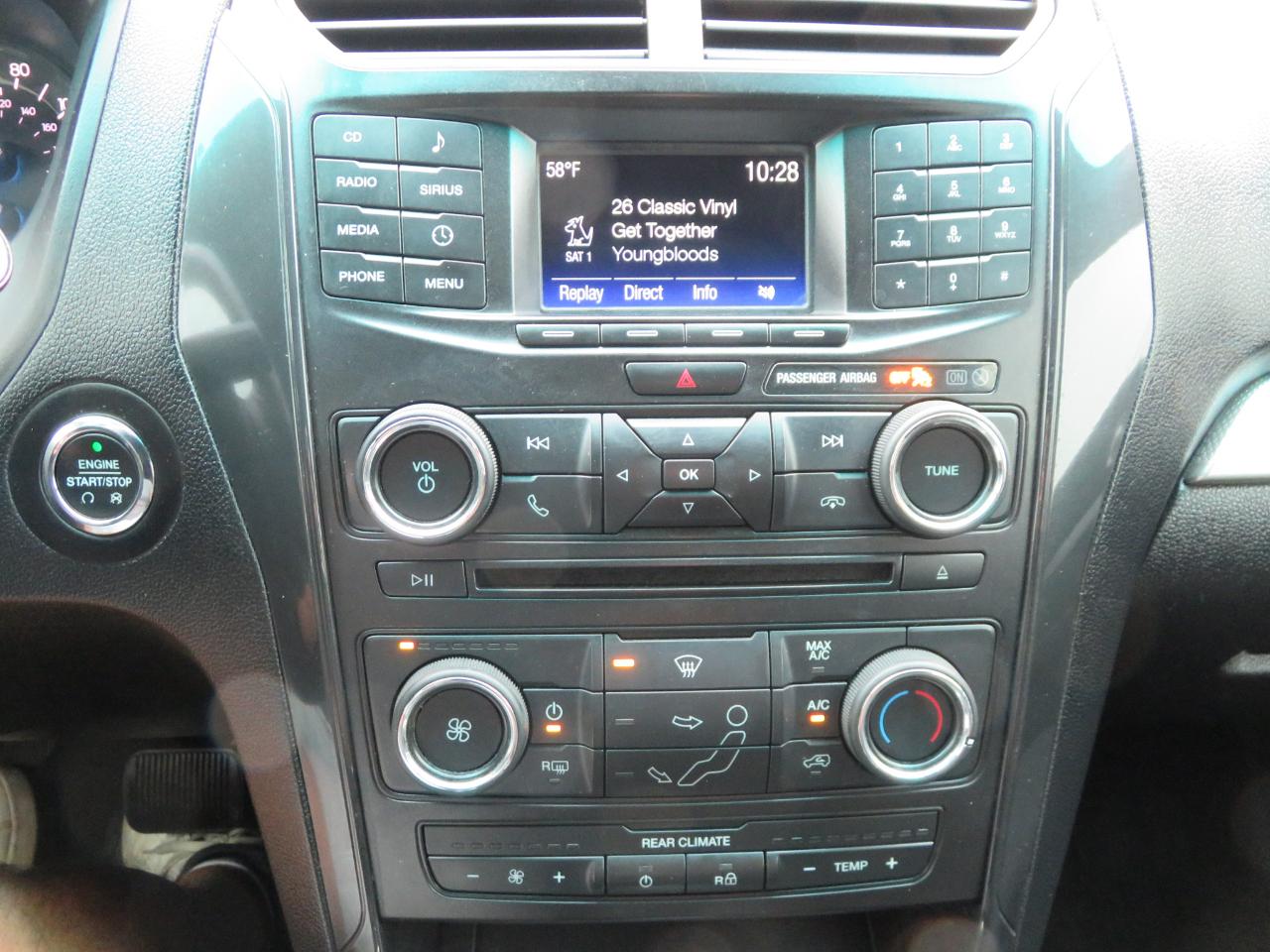 Ford Explorer 4WD 4dr XLT 2016