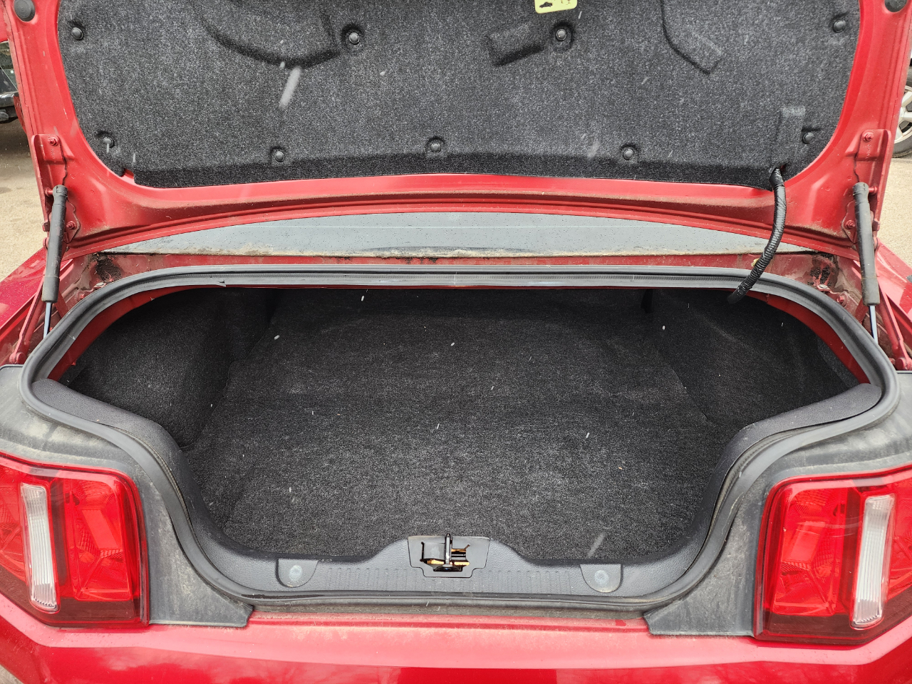 Ford Mustang V6 Coupe 2010