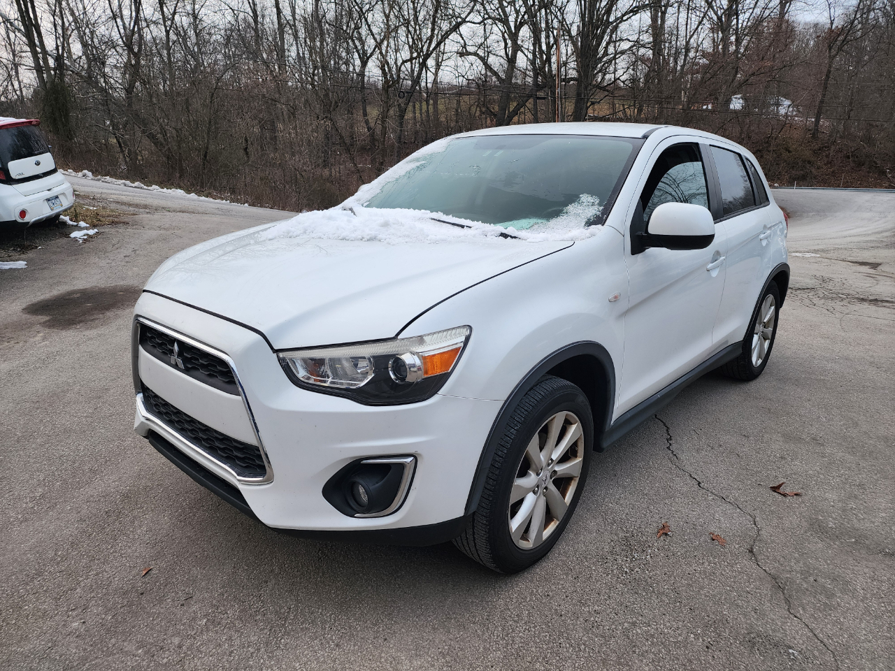 2015 Mitsubishi Outlander Sport ES's photo