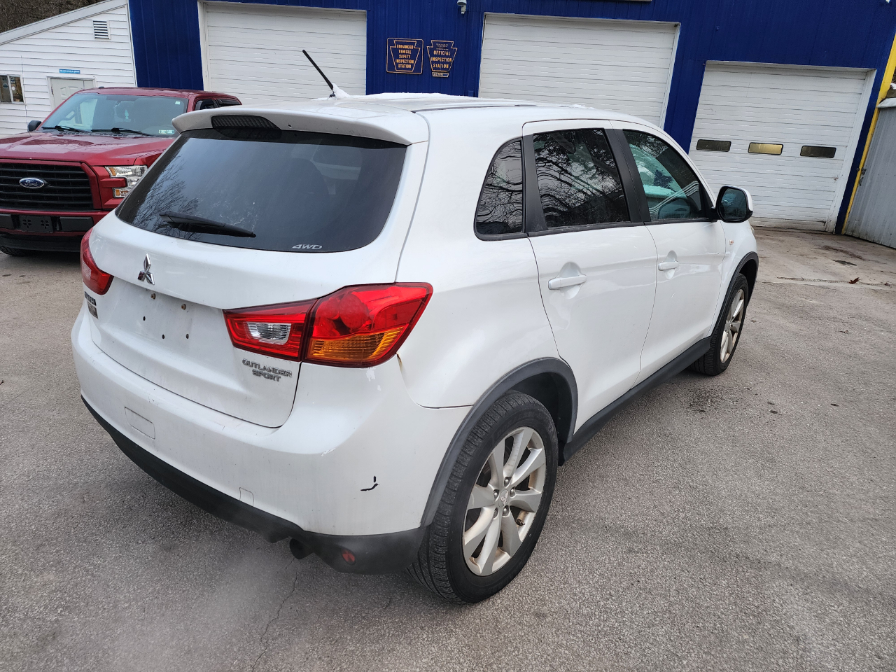 Mitsubishi Outlander Sport ES AWC 2015