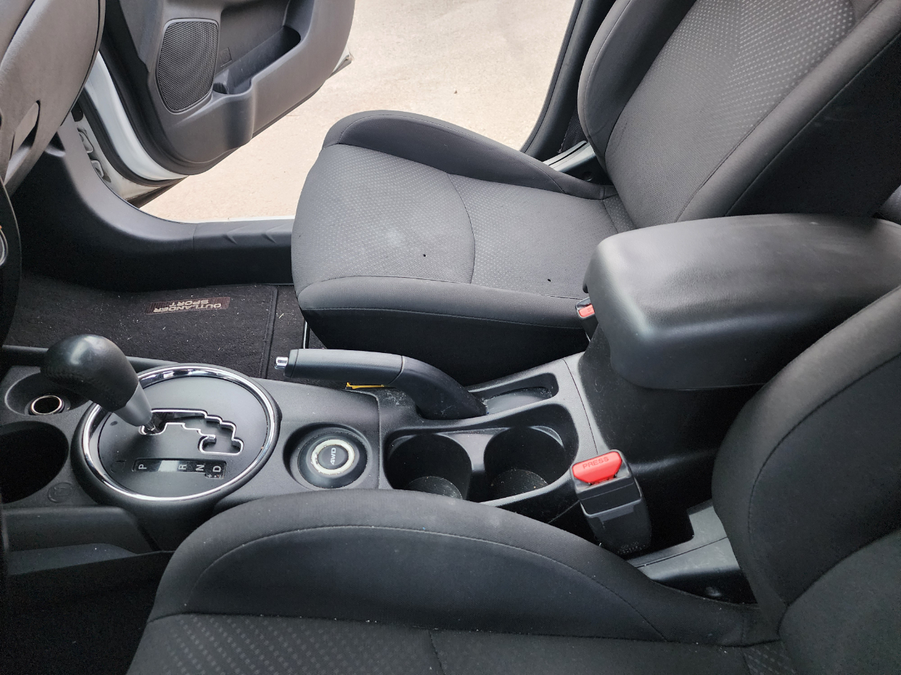 Mitsubishi Outlander Sport ES AWC 2015