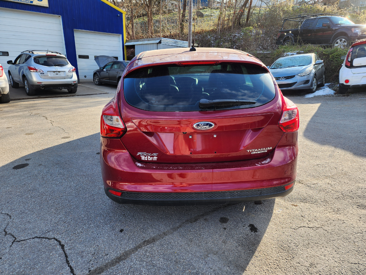 Ford Focus Titanium Hatch 2014