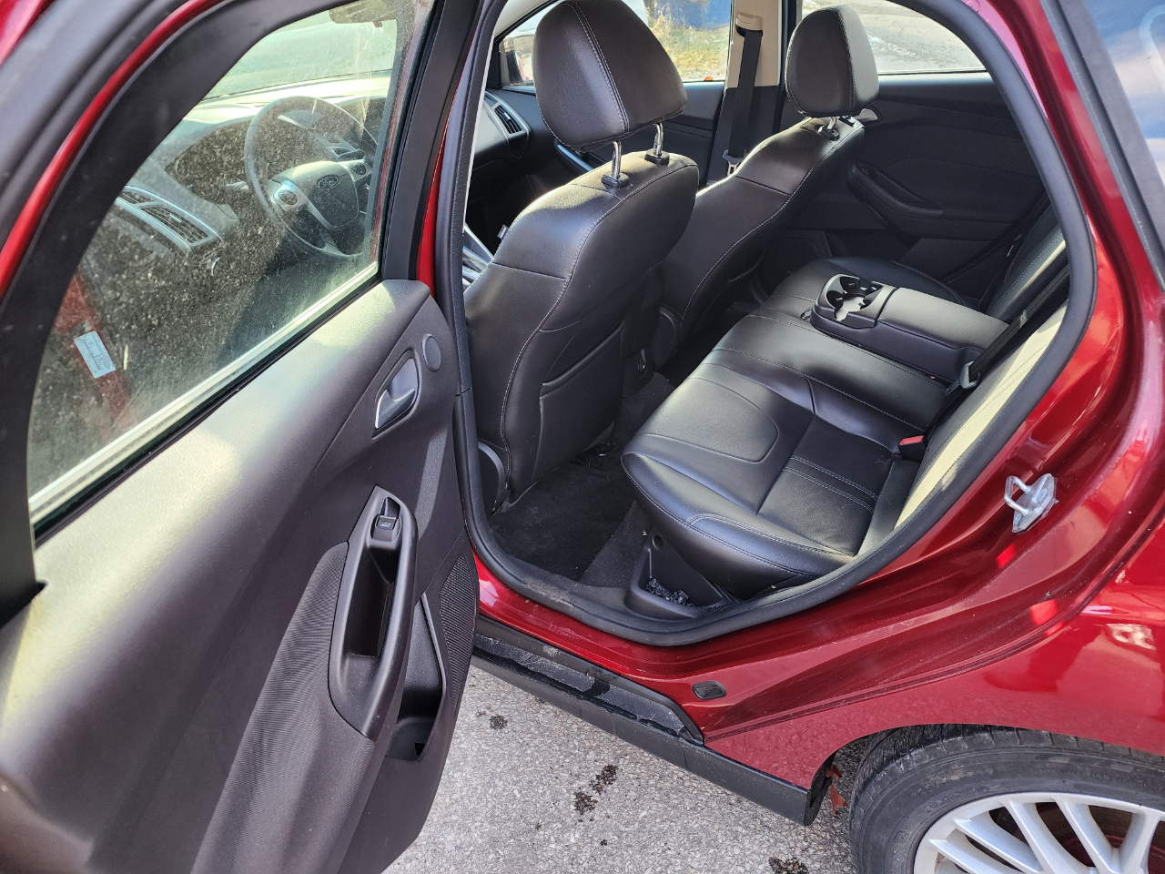 Ford Focus Titanium Hatch 2014