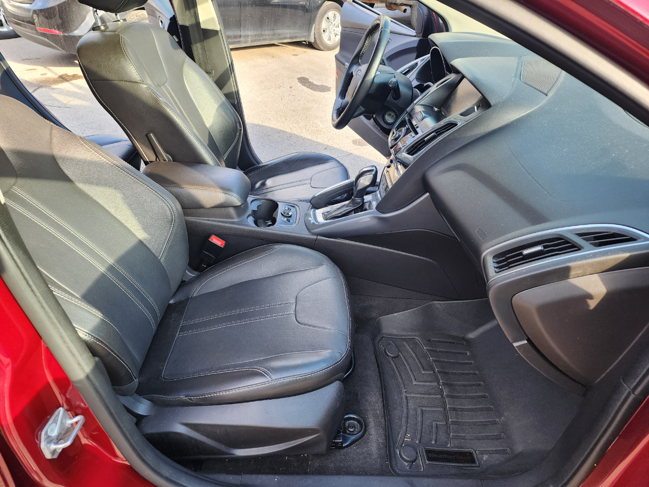 Ford Focus Titanium Hatch 2014