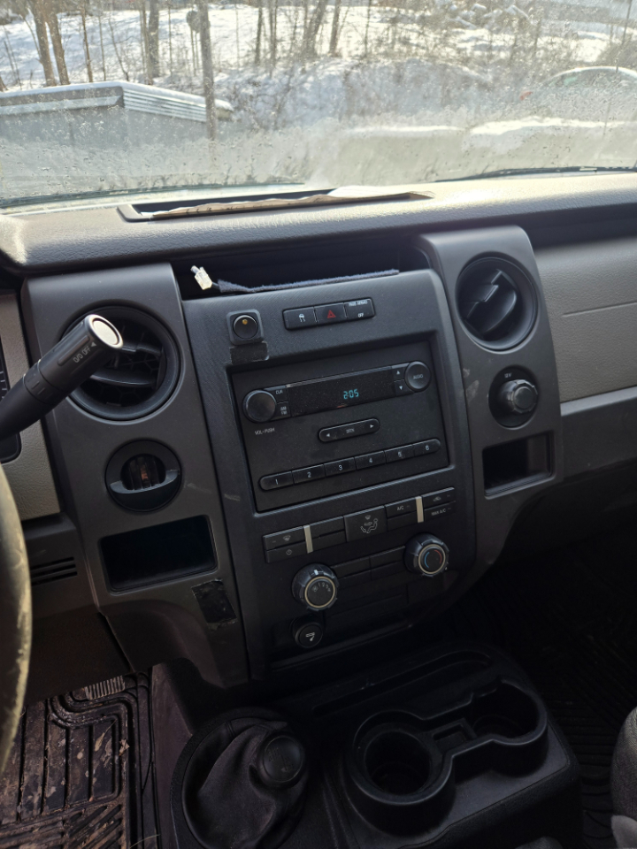 Ford F-150 XLT SuperCab 8-ft. Bed 4WD 2010