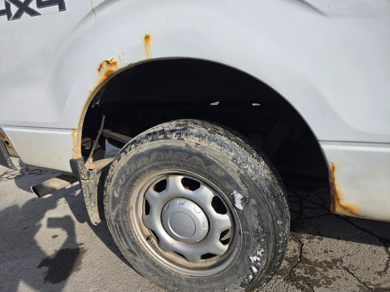 Ford F-150 XLT SuperCab 8-ft. Bed 4WD 2010