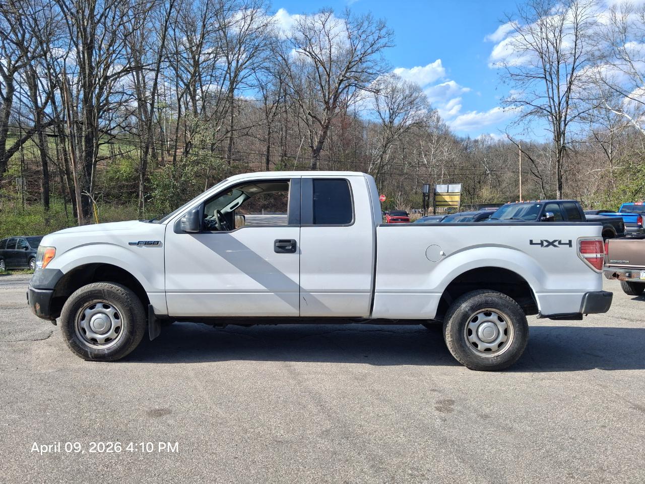 Ford F-150 XLT SuperCab 8-ft. Bed 4WD 2010