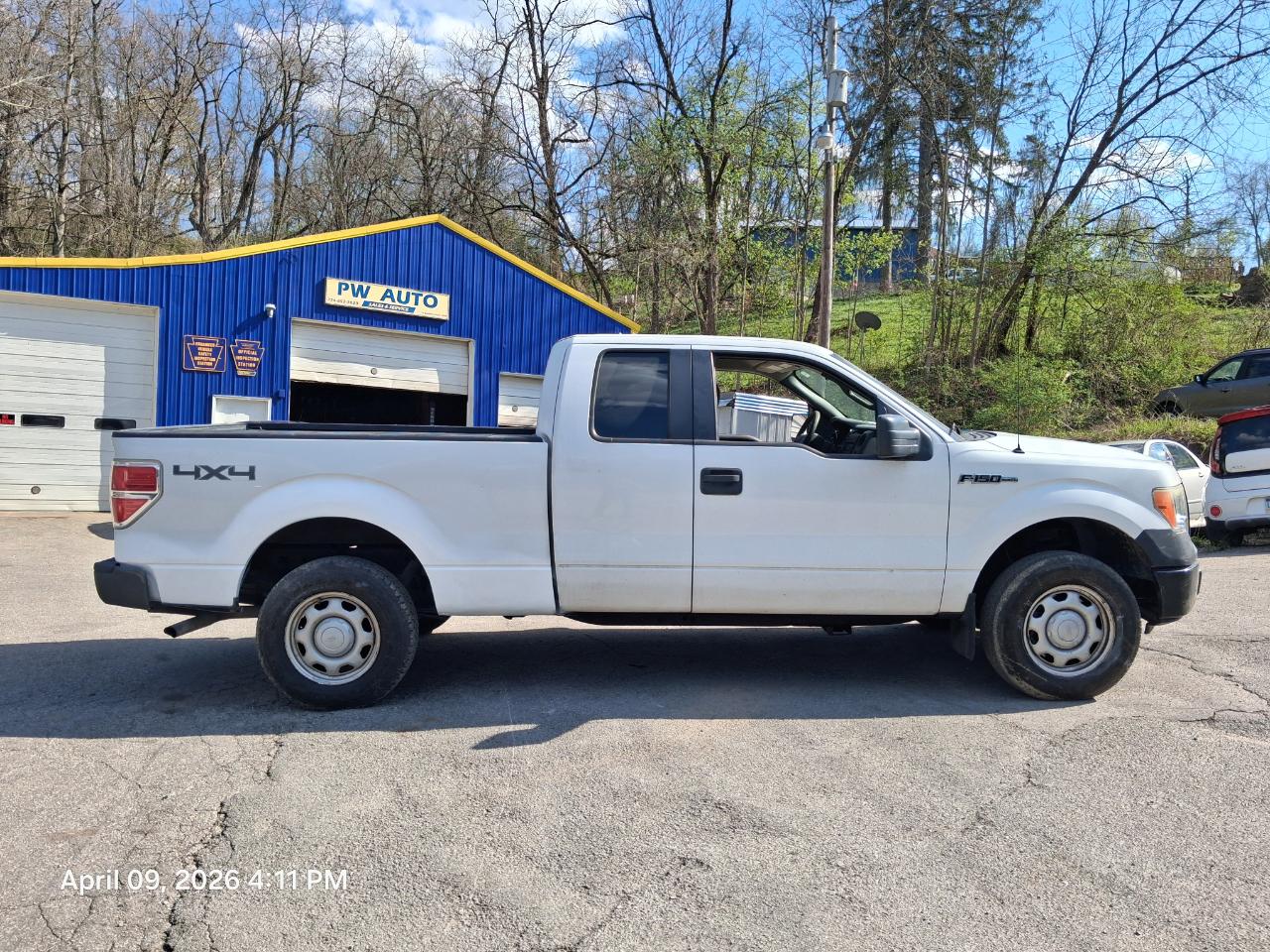 Ford F-150 XLT SuperCab 8-ft. Bed 4WD 2010
