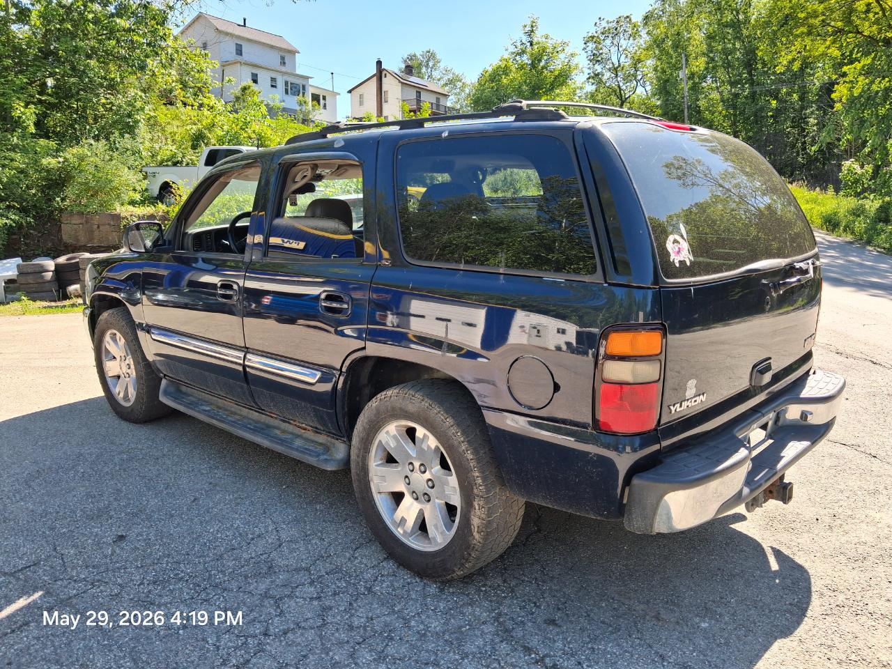 GMC Yukon 4WD 2005